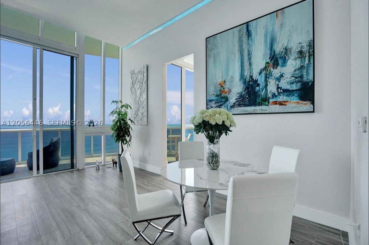 TDR TOWER II CONDO - Residential