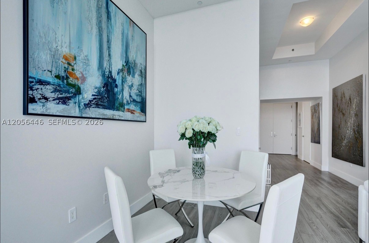 TDR TOWER II CONDO - Residential