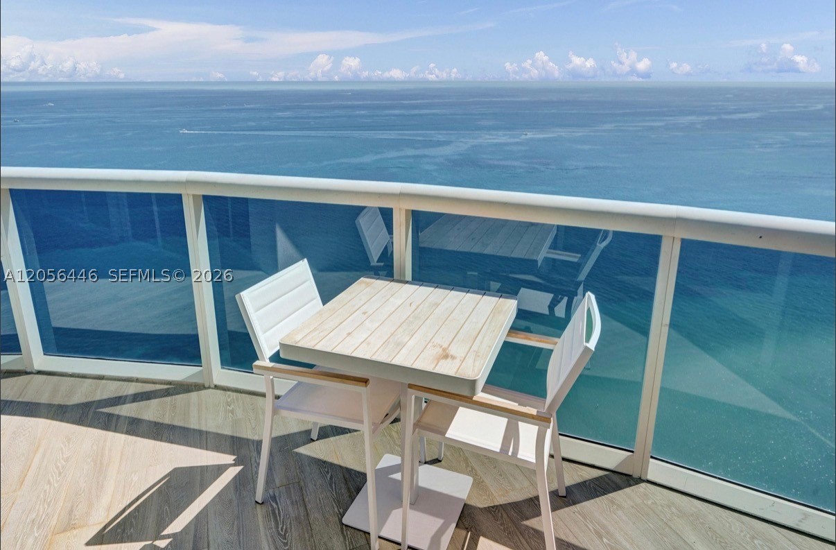 TDR TOWER II CONDO - Residential