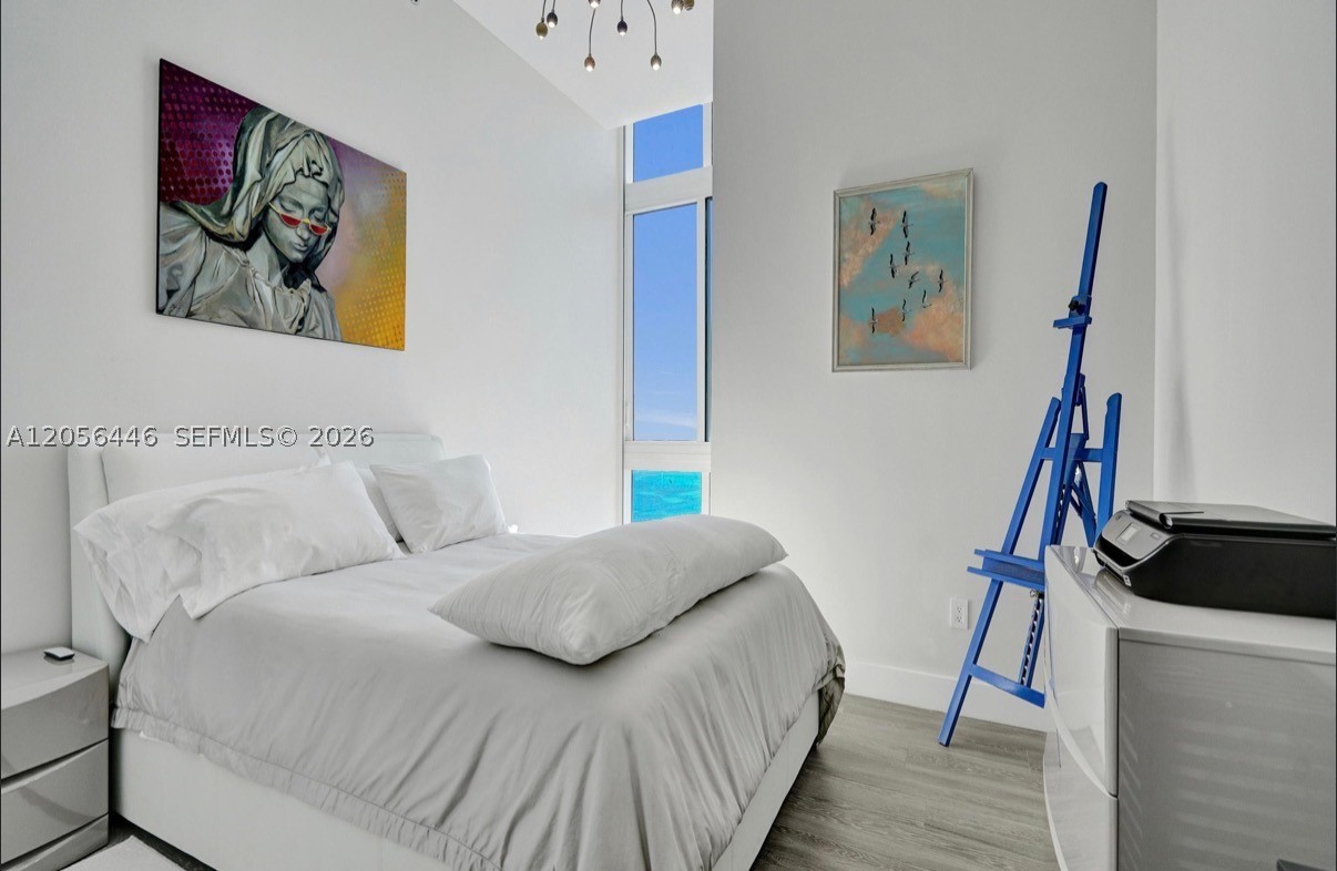 TDR TOWER II CONDO - Residential