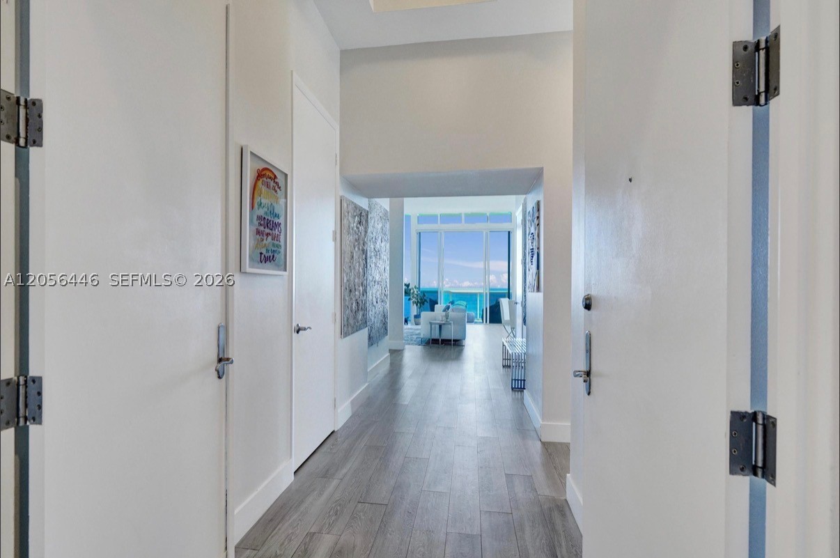 TDR TOWER II CONDO - Residential