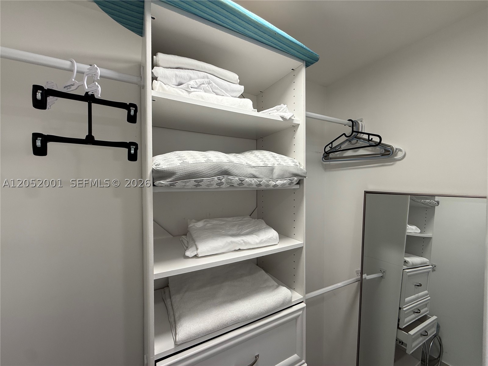 ICONBRICKELL CONDO NO 1 - Residential Lease