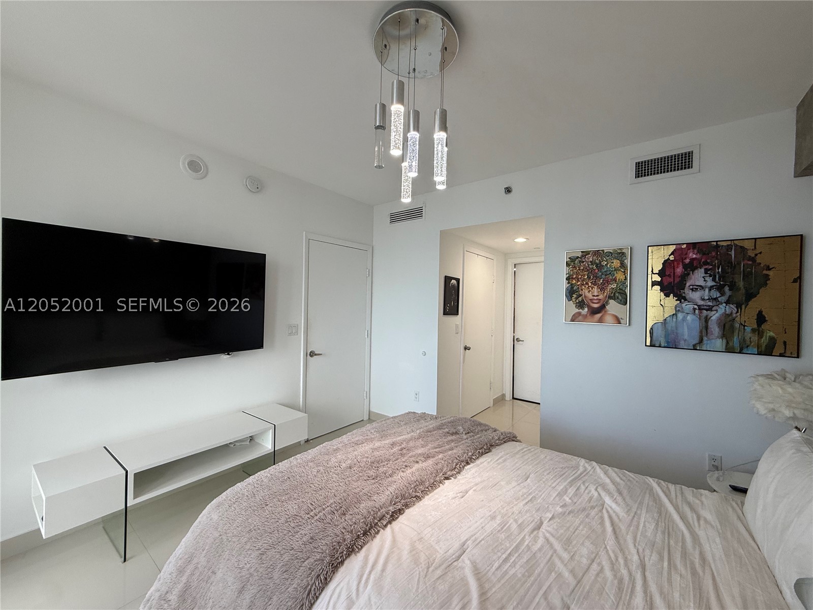 ICONBRICKELL CONDO NO 1 - Residential Lease