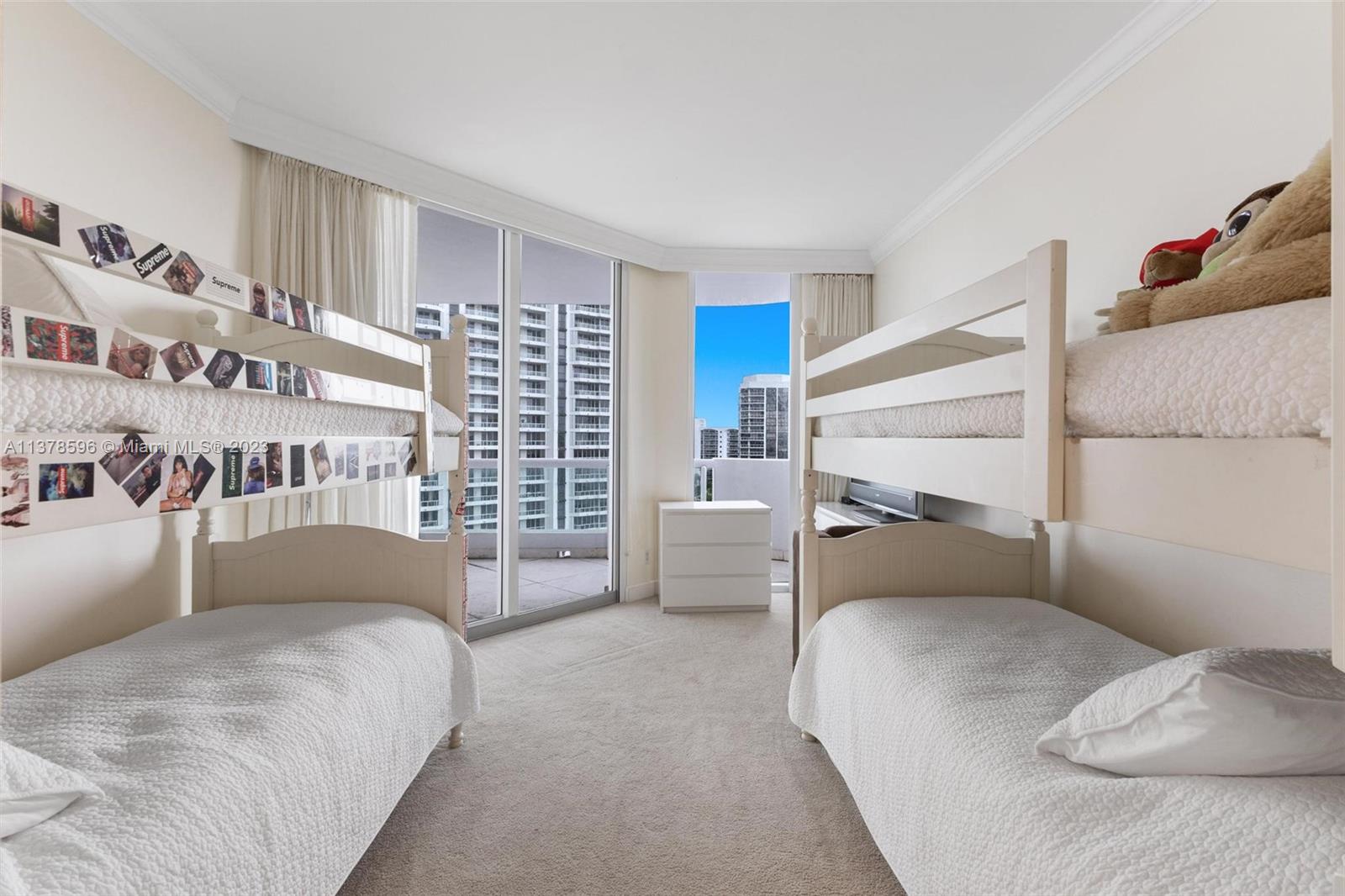 ATLANTIC I AT THE POINT C - Residential