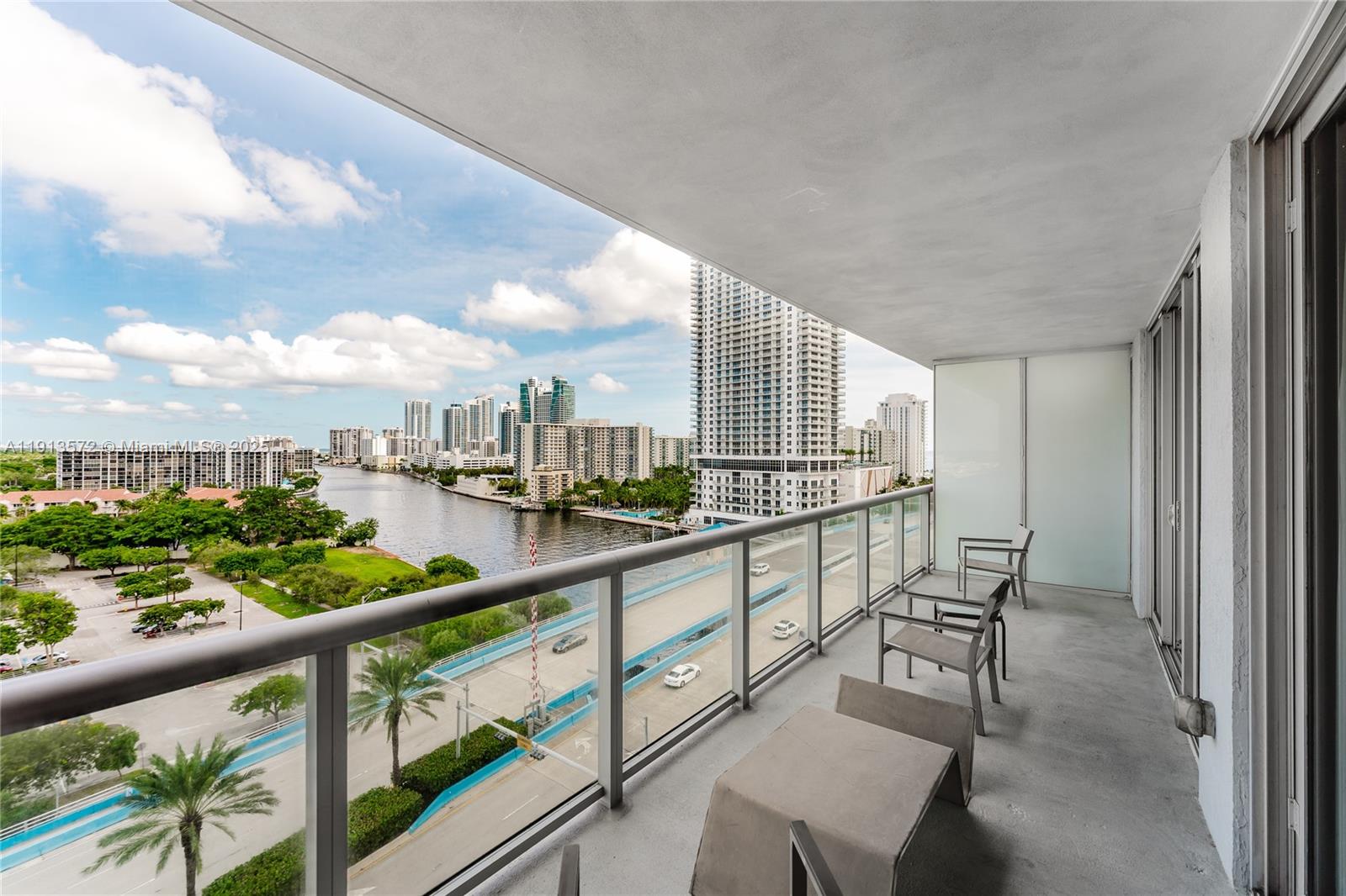 BEACHWALK CONDOMINIUM - Residential