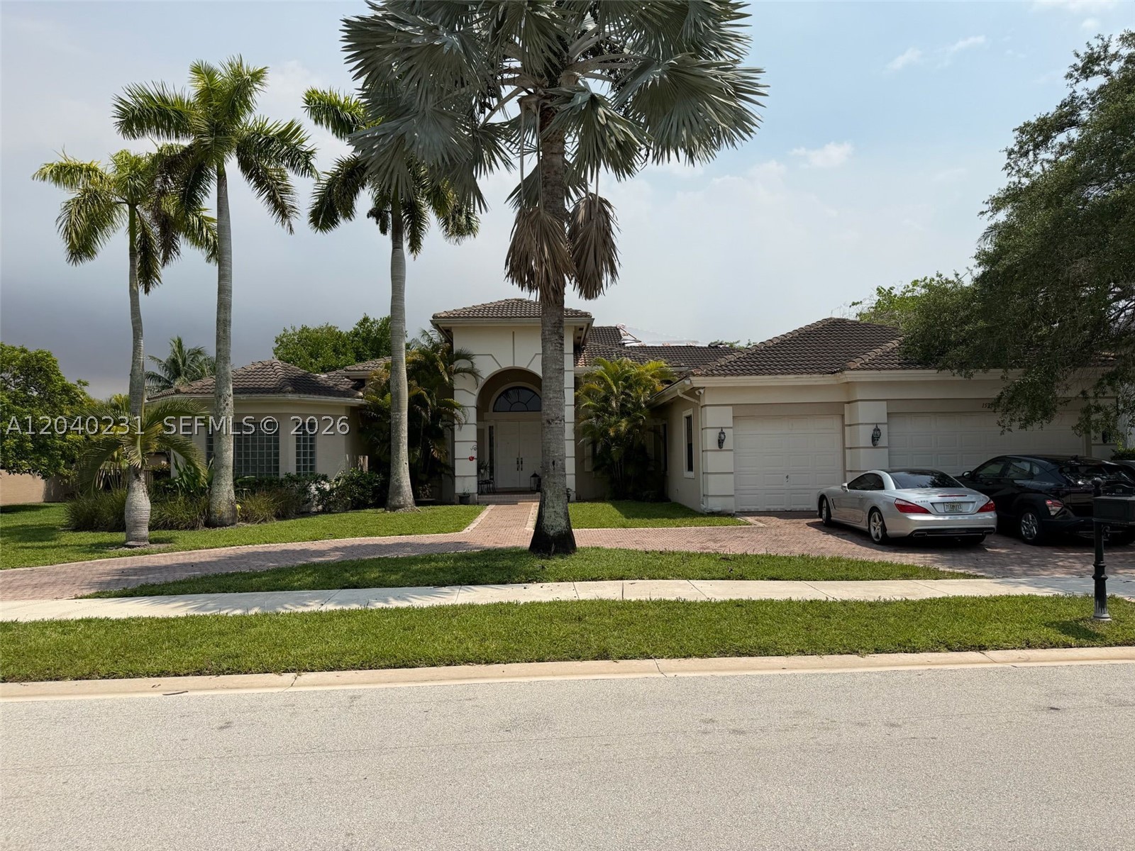 Rare opportunity in the prestigious gated community of Riverstone. Situated on an oversized approximately 35,000-square-foot lakefront lot, this expansive residence offers more than 4,200 square feet of living area, featuring 4 bedrooms and 4 bathrooms per tax records. The property includes a private pool and enjoys beautiful water views from one of the largest homesites in the community.

Riverstone is known for its estate-sized homes, gated entry, scenic lakes, and convenient location with easy access to major highways, shopping, dining, parks, and top-rated schools. The community offers a tranquil residential setting while remaining close to all that the area has to offer.

Property is being sold occupied and sight unseen through auction. No interior access, inspections, or showings will be provided. Buyers are responsible for conducting their own due diligence and verifying all information, including room counts, square footage, HOA information, and property condition. Auction terms apply.