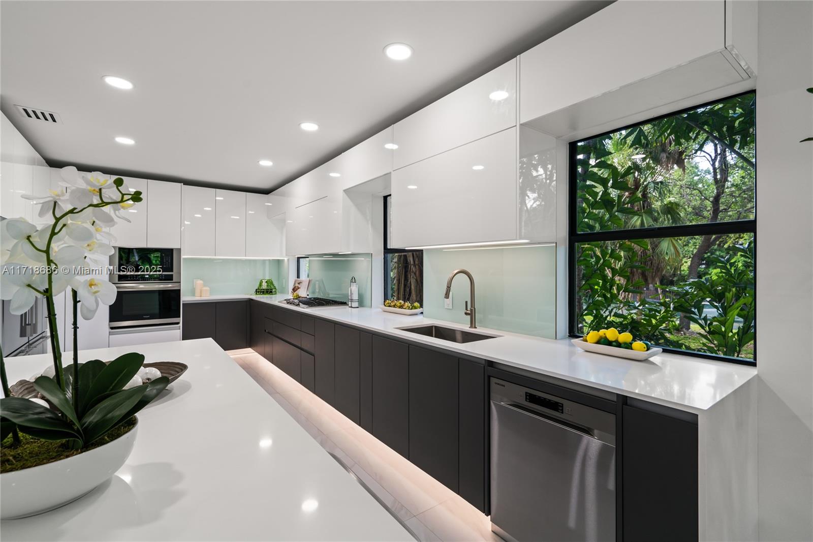 FAIRVIEW - Residential