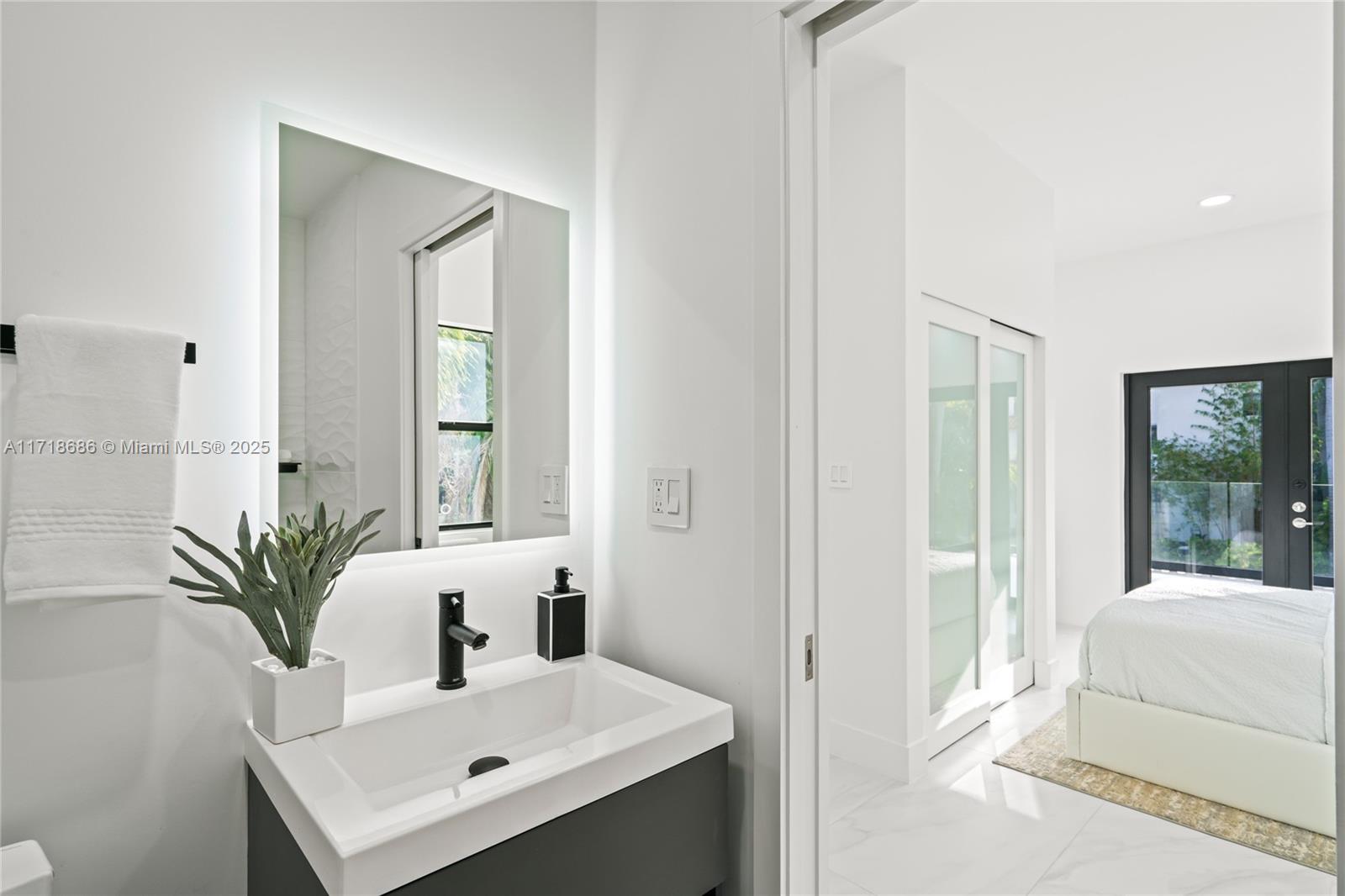 FAIRVIEW - Residential