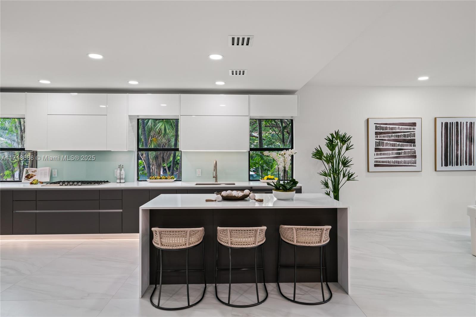FAIRVIEW - Residential