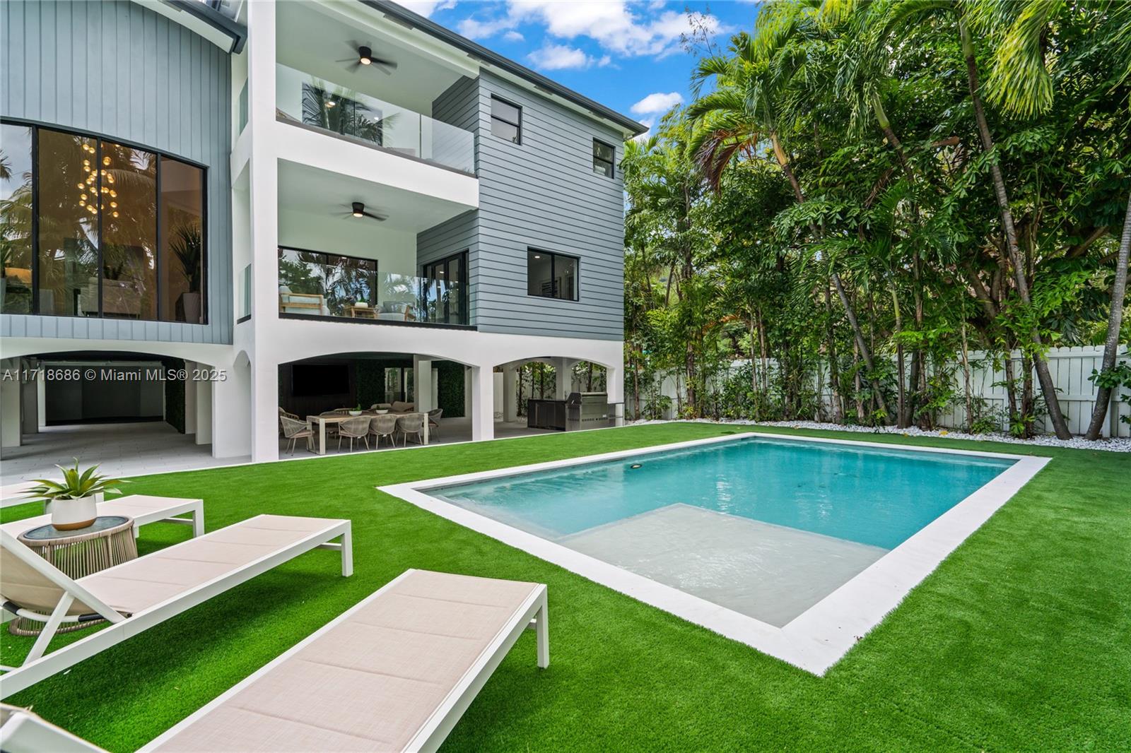 FAIRVIEW - Residential