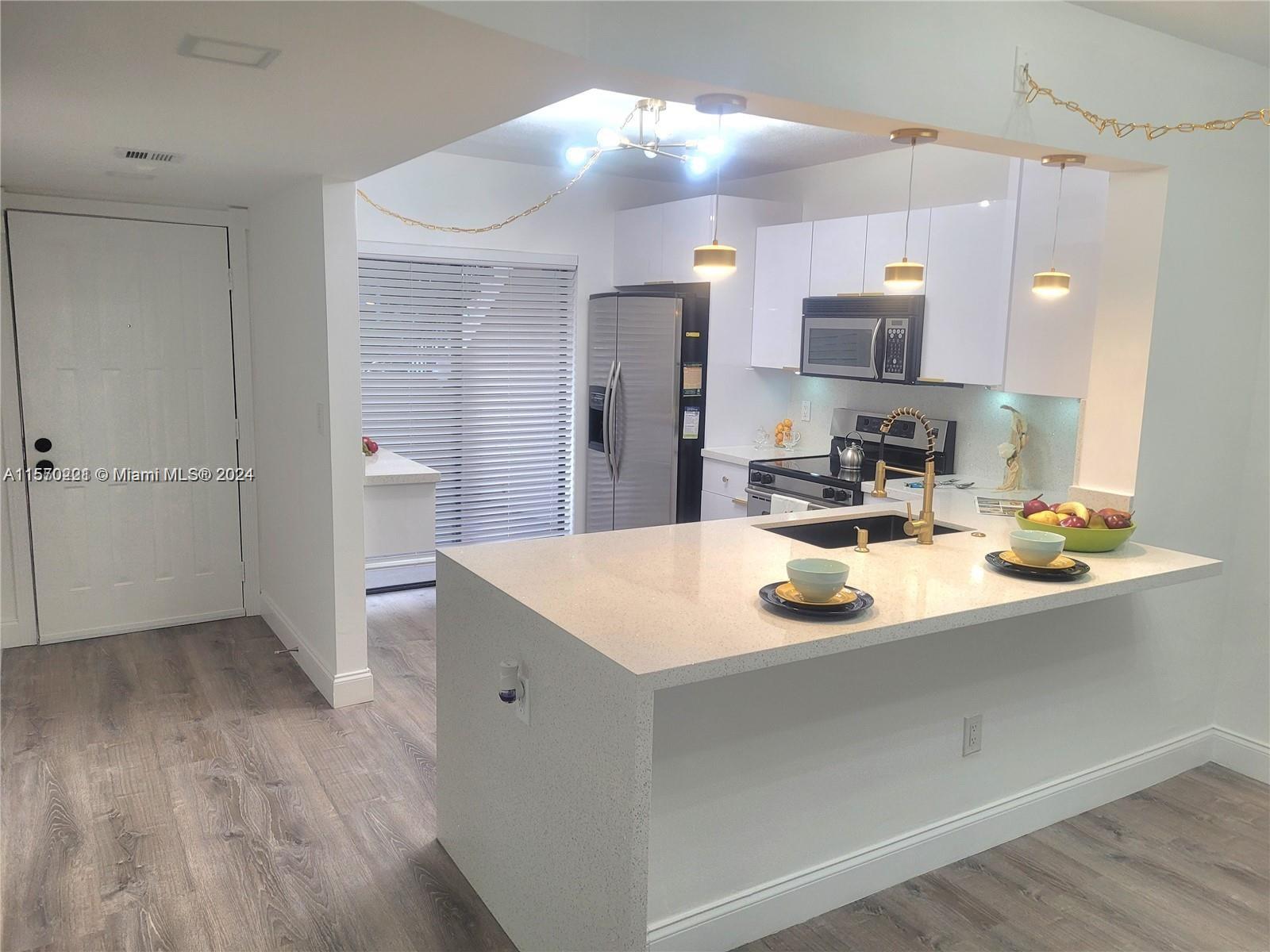 SAN REMO GOLF & TENNIS CL - Residential Lease