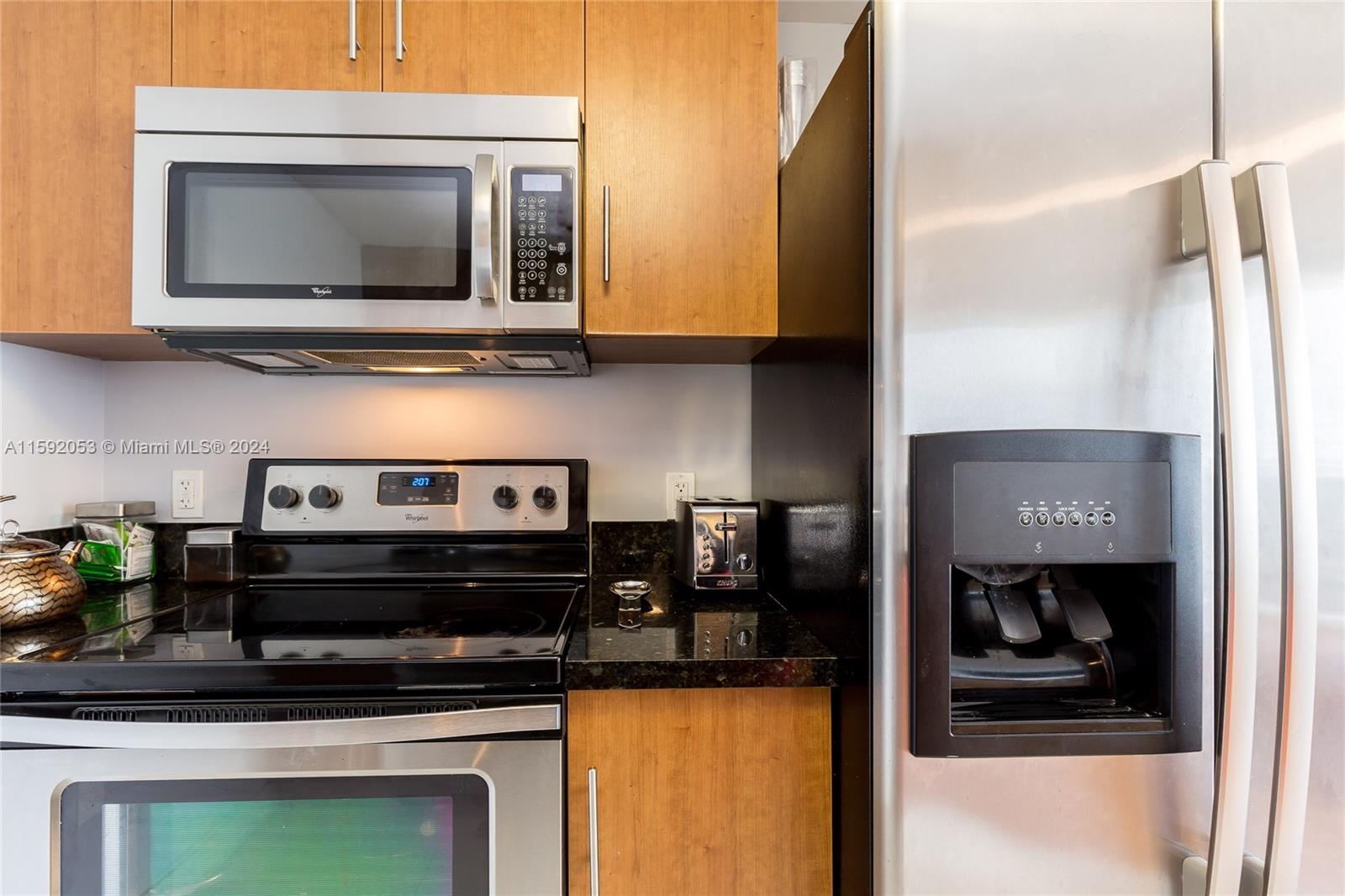 23 BISCAYNE BAY CONDO - Residential Lease
