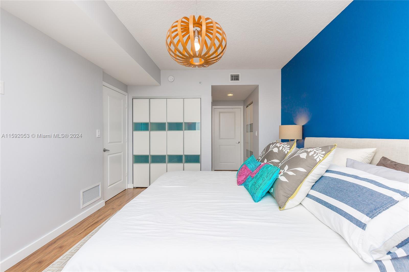 23 BISCAYNE BAY CONDO - Residential Lease