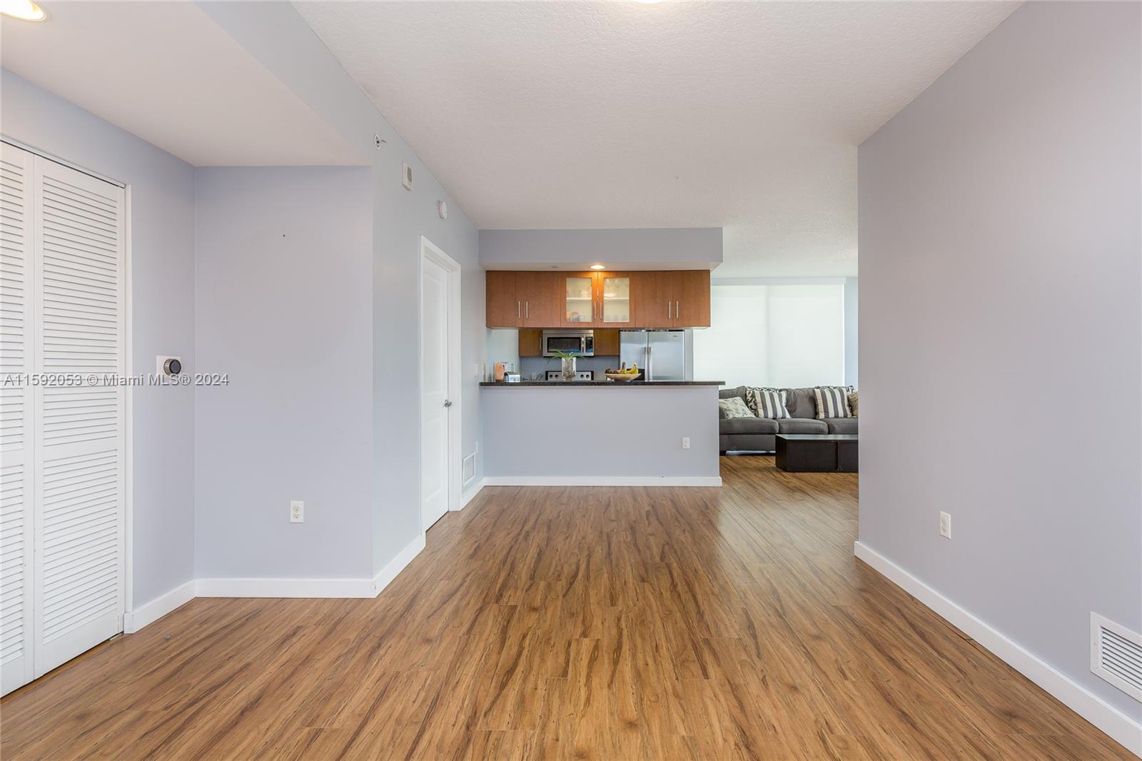 23 BISCAYNE BAY CONDO - Residential Lease
