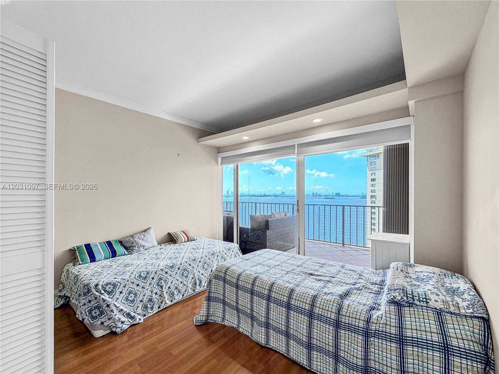 CRICKET CLUB CONDO - Residential Lease