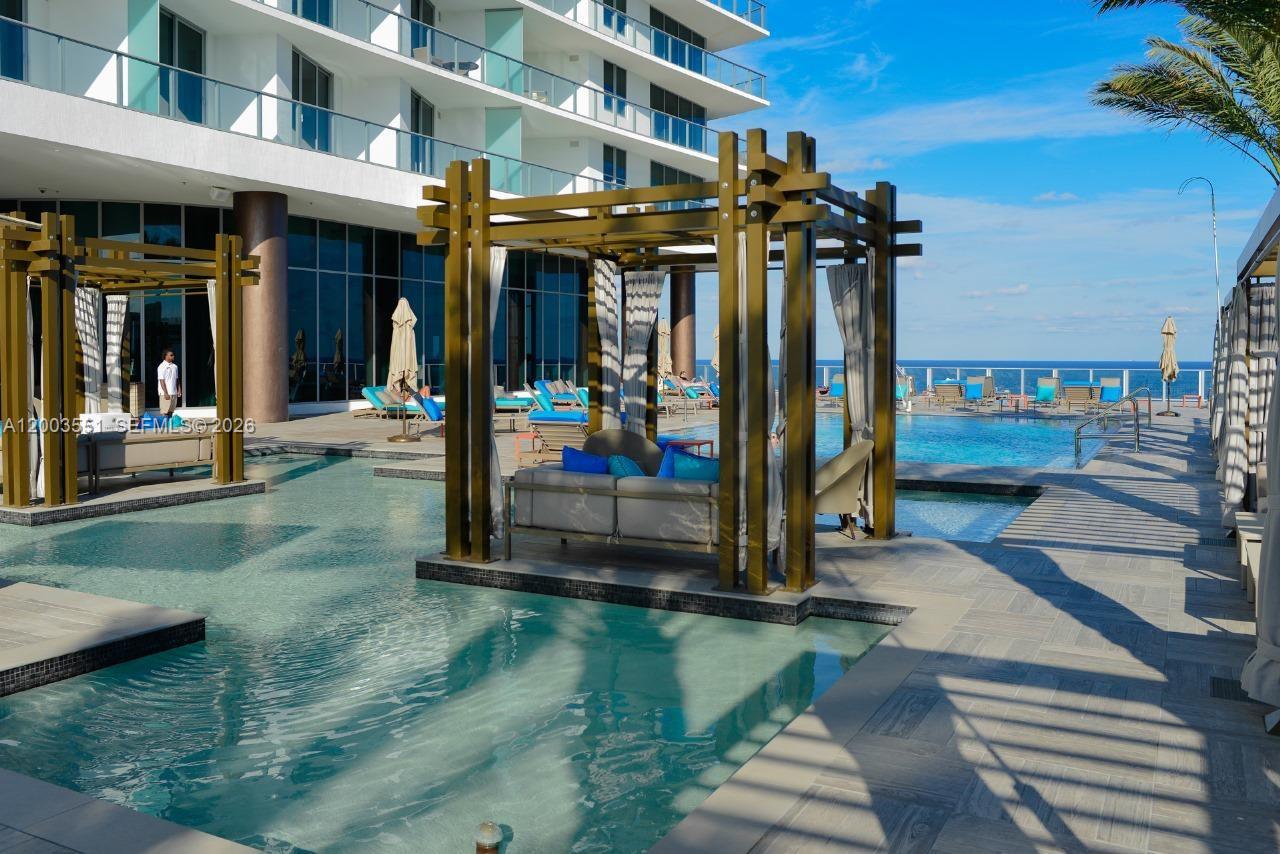 4111 SOUTH OCEAN DRIVE CO - Residential