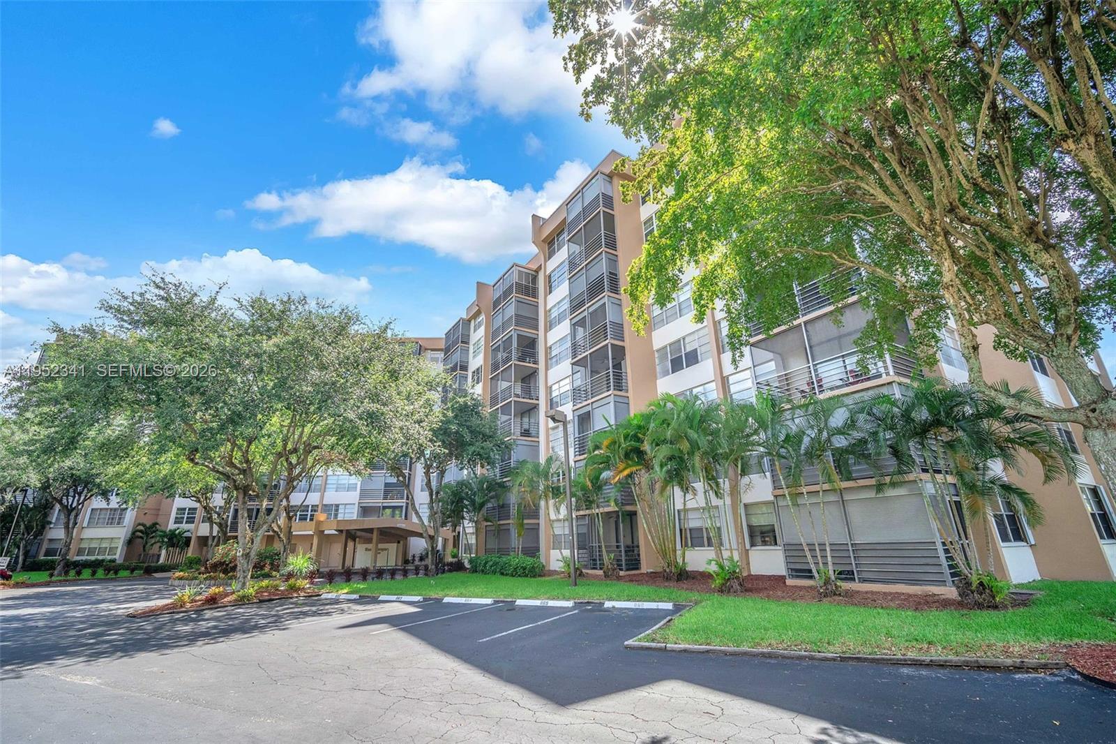 PARK PLACE CONDOMINIUM NO - Residential