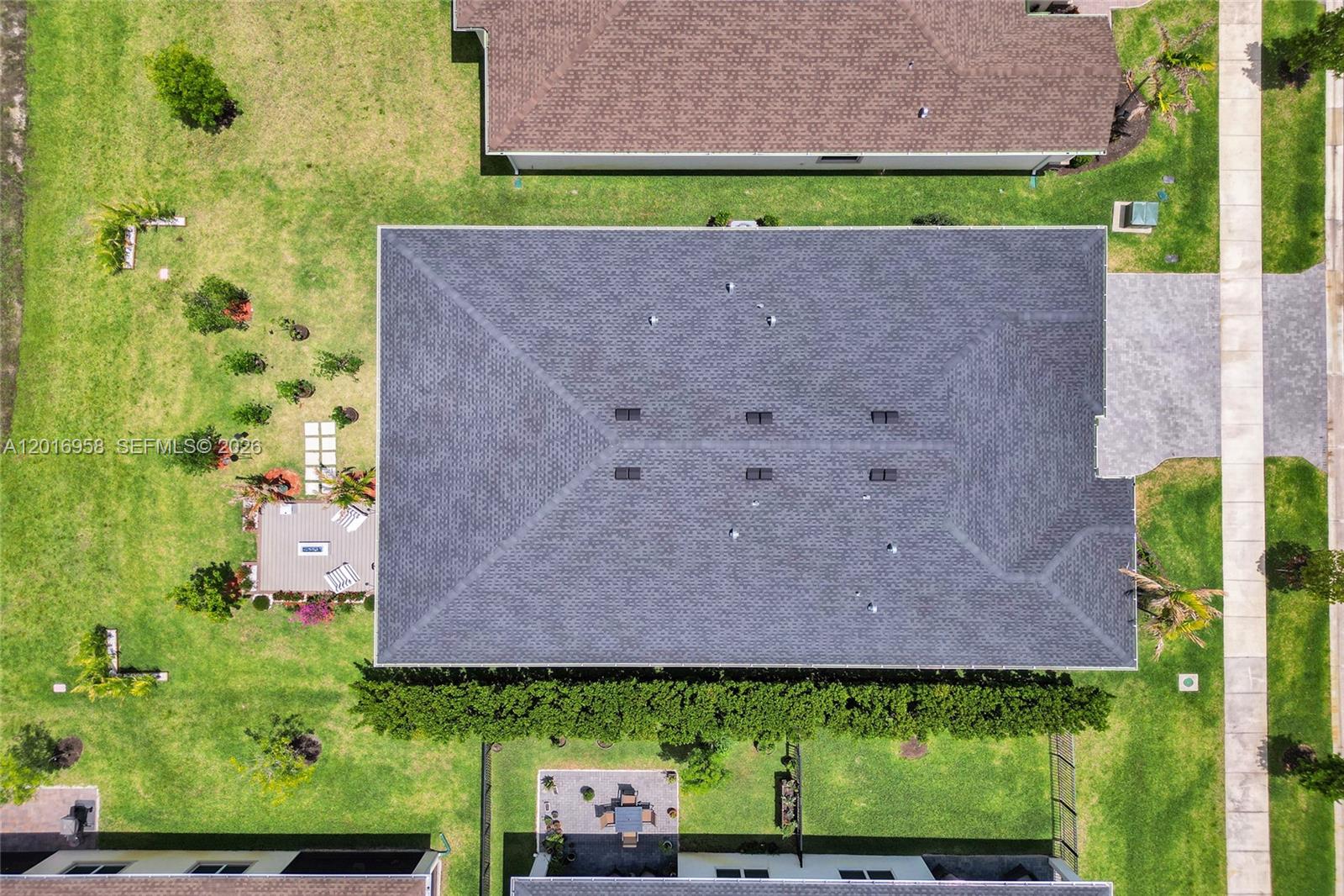 REPLAT OF VERANDA PRESERV - Residential