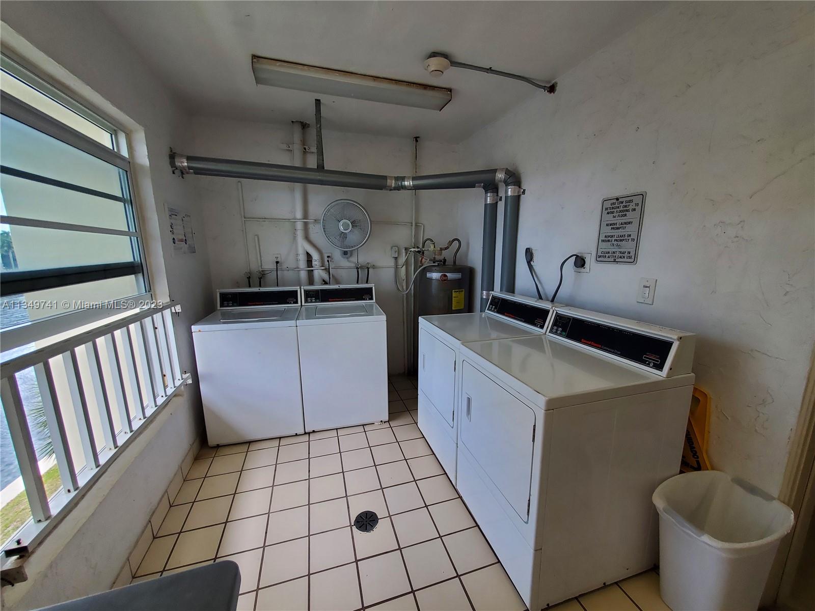 NO 4 PALM-AIRE AT CORAL K - Residential