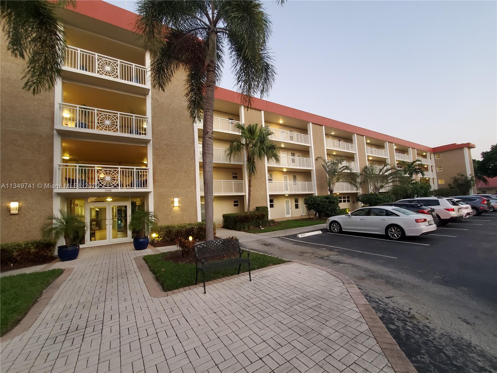 NO 4 PALM-AIRE AT CORAL K - Residential