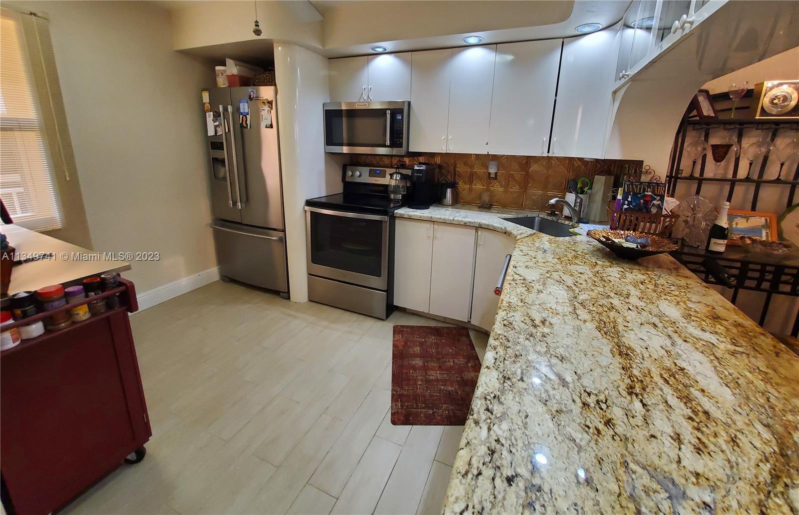 NO 4 PALM-AIRE AT CORAL K - Residential