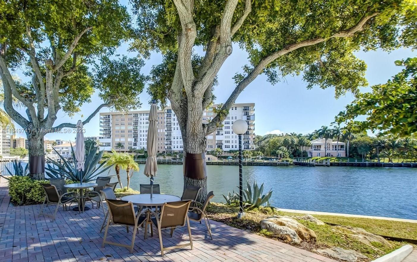 NO 4 PALM-AIRE AT CORAL K - Residential