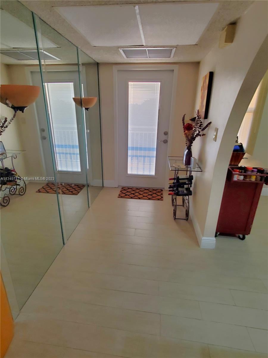 NO 4 PALM-AIRE AT CORAL K - Residential