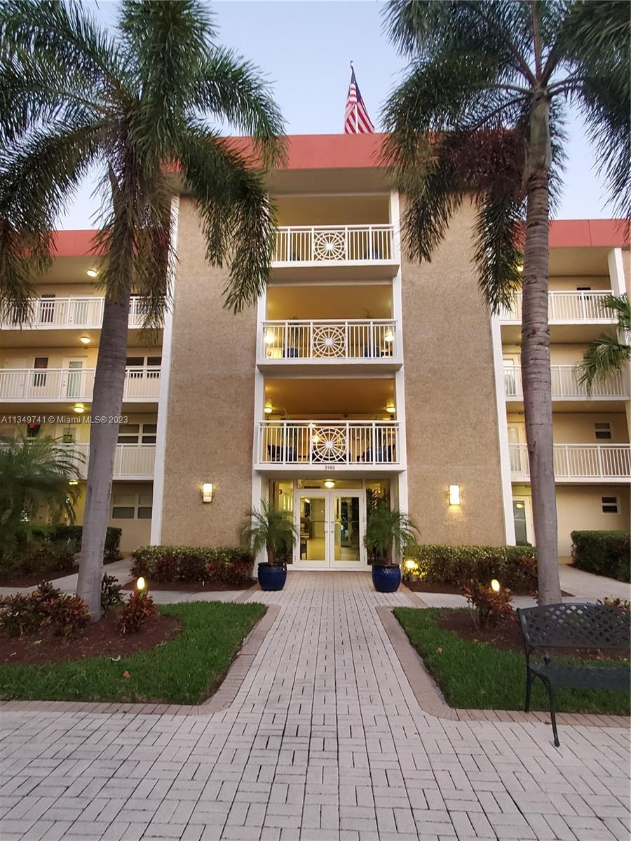NO 4 PALM-AIRE AT CORAL K - Residential
