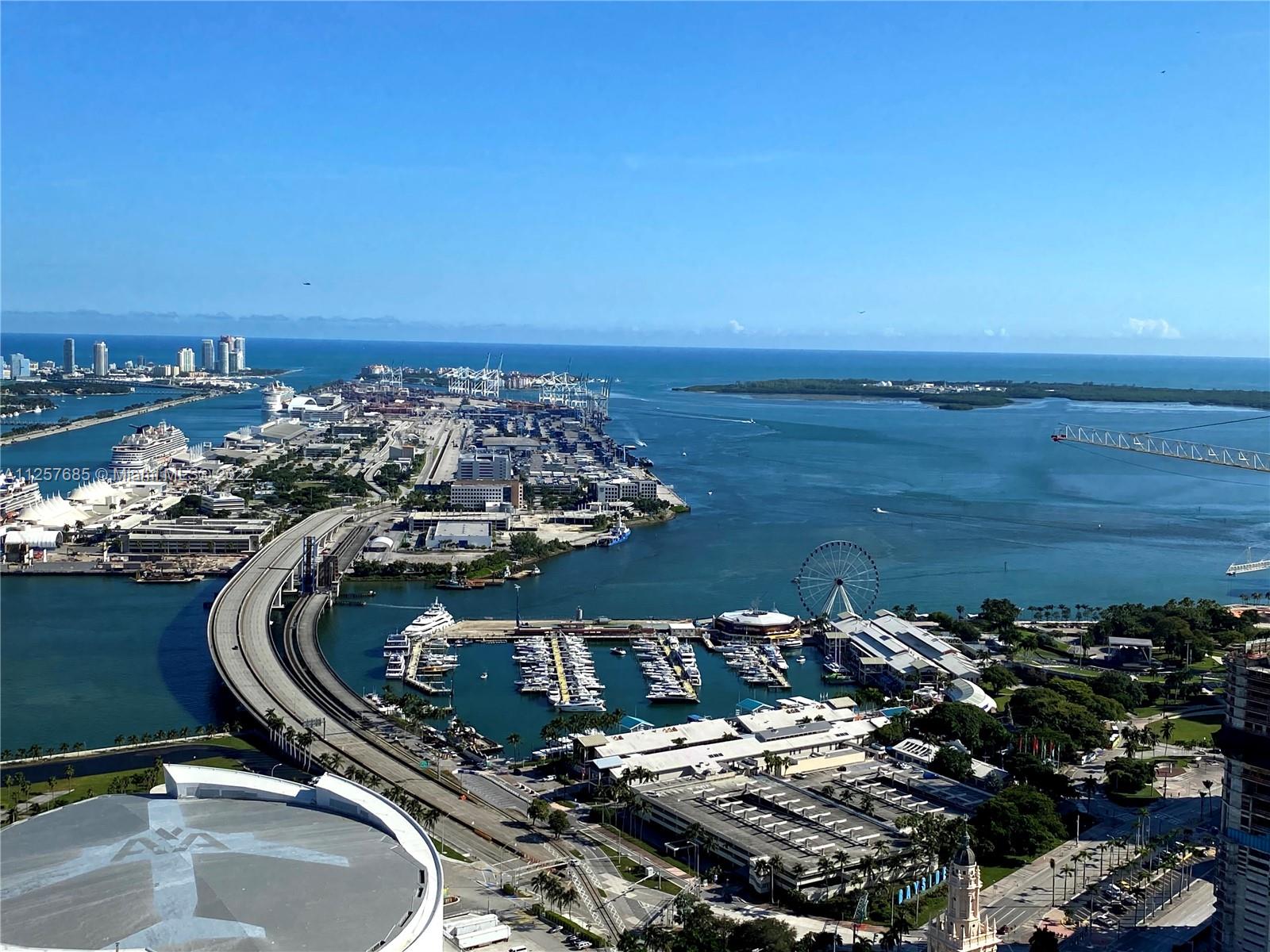 Paramount Miami World - Residential Lease