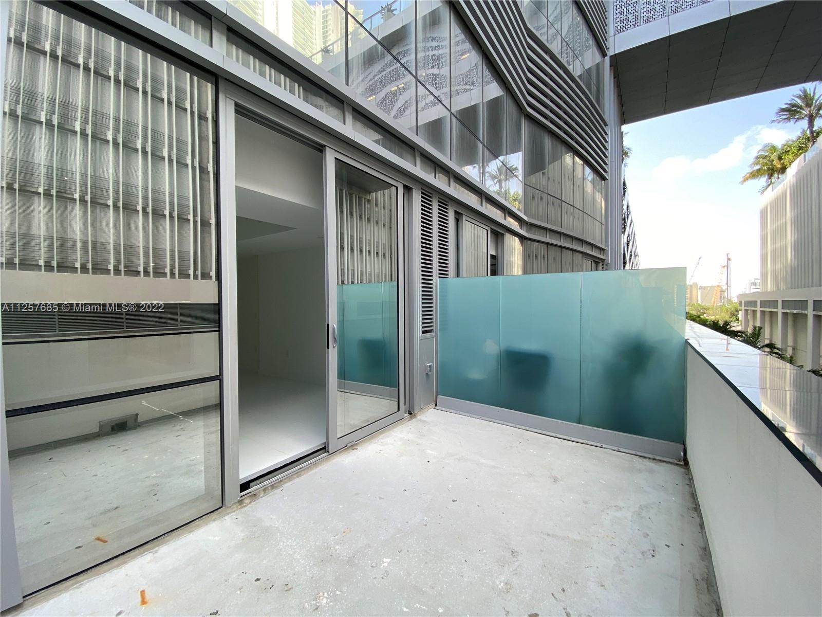 Paramount Miami World - Residential Lease