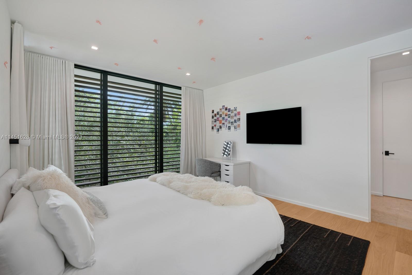 HAMMOCK PARK - Residential