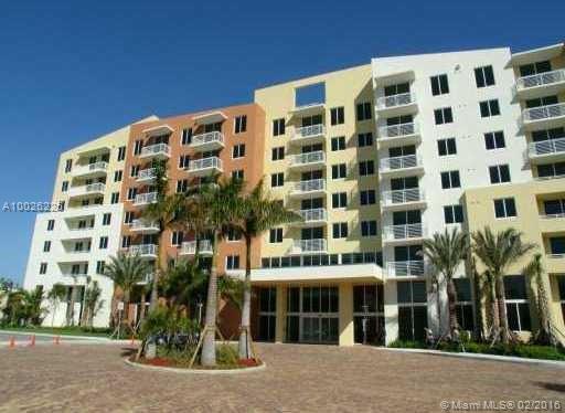 BEST ONE 1/1 @ THE VENTURE! ENJOY THIS UPGRADED AND FULLY FURNISHED (MODERN DECOR) with washer/dryer in unit NO CARPET, wood floors, upgraded bathroom, Italian custom closets and Modern built ins! Enjoy infinity pool & garden views from this centrally located building, offering excellent  amenities: 2 pools, fitness & business centers, media room, full service lobby. Walk to Shops and Restaurants.
