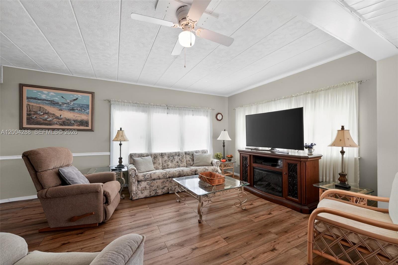 LAKE REGION MOBILE HOME VI - Residential