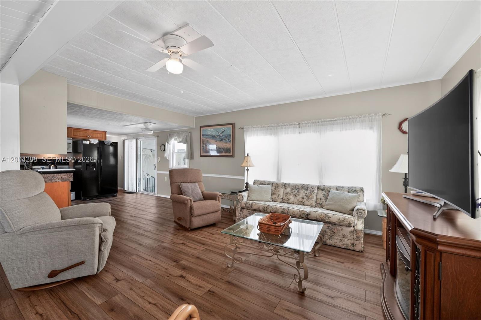 LAKE REGION MOBILE HOME VI - Residential