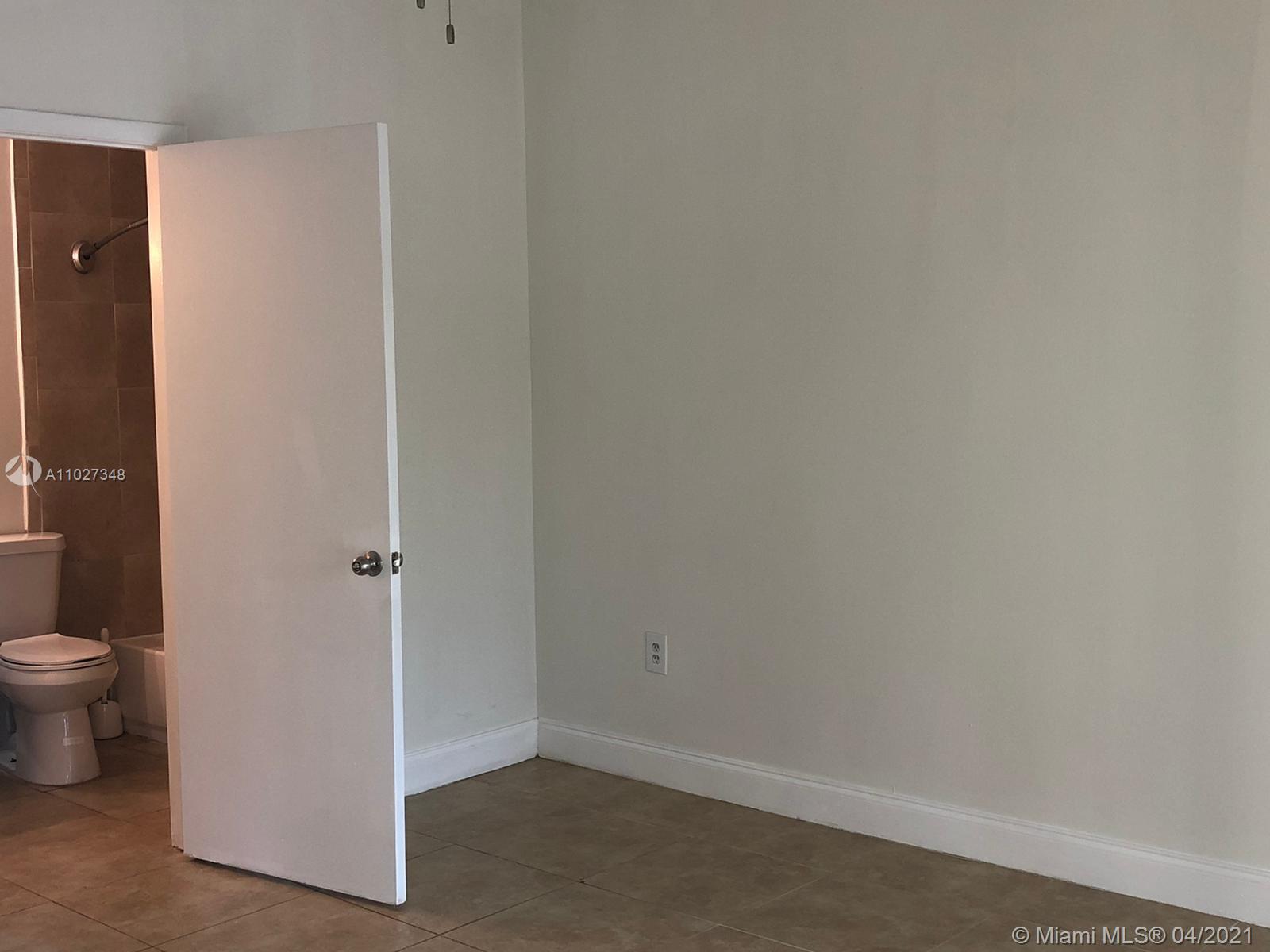 MARINA OAKS CONDO - Residential Lease