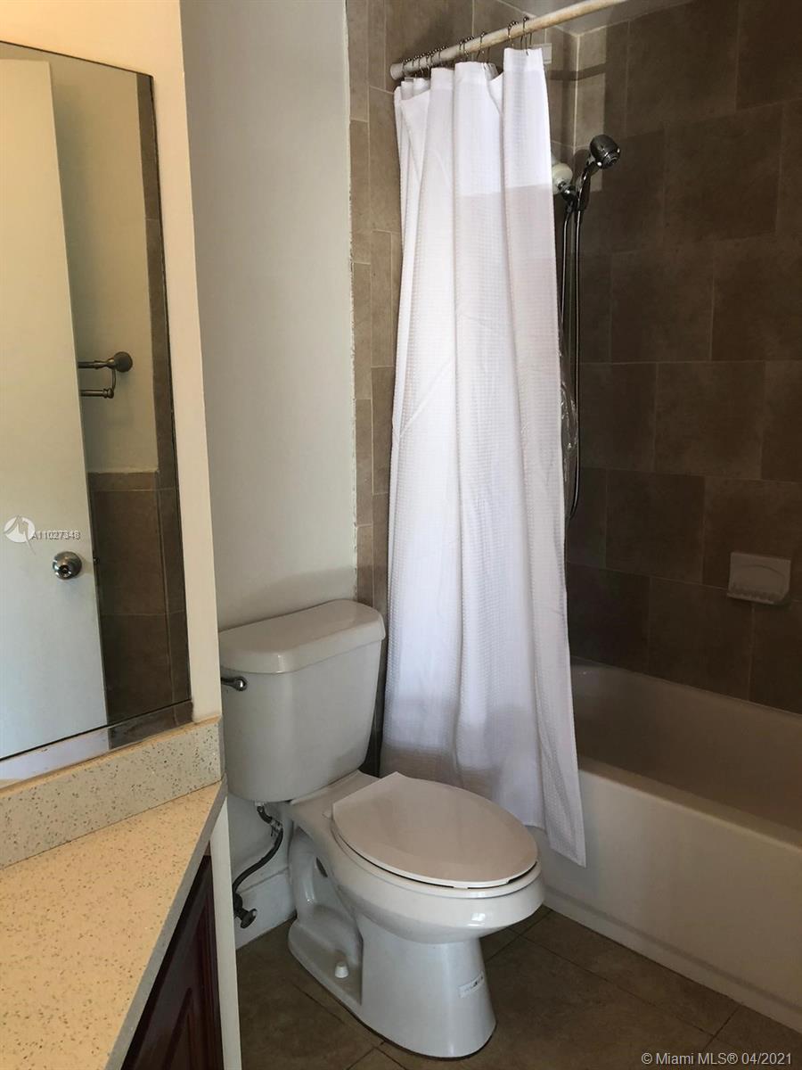 MARINA OAKS CONDO - Residential Lease