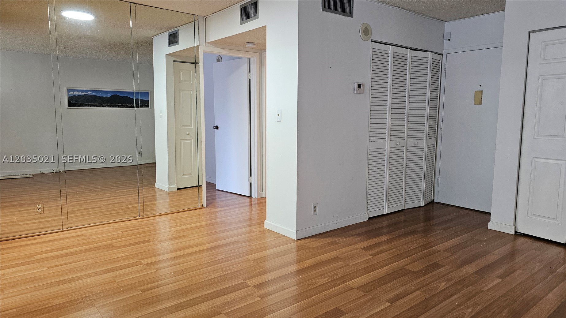 PLAZA OF AMERICAS CONDO P - Residential Lease