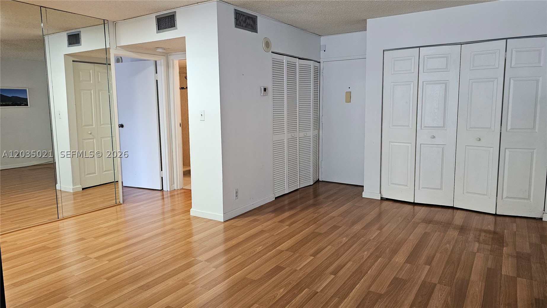 PLAZA OF AMERICAS CONDO P - Residential Lease