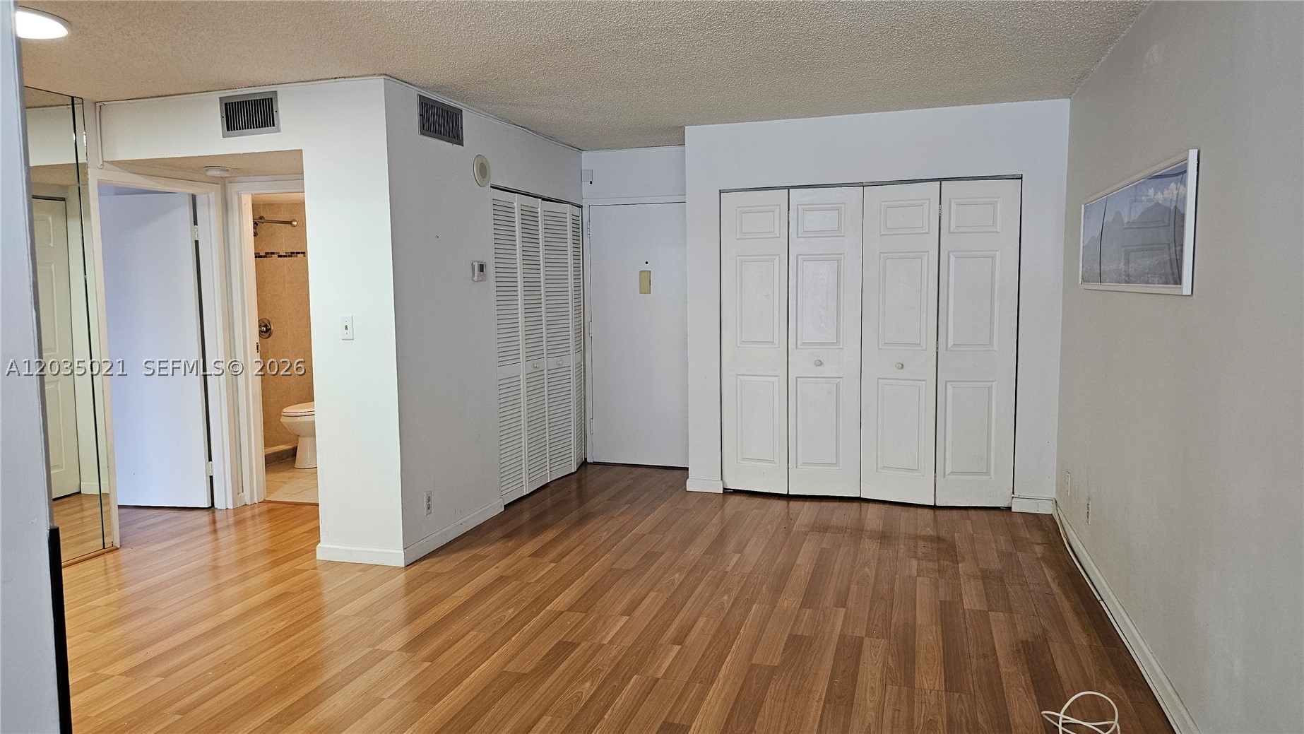 PLAZA OF AMERICAS CONDO P - Residential Lease