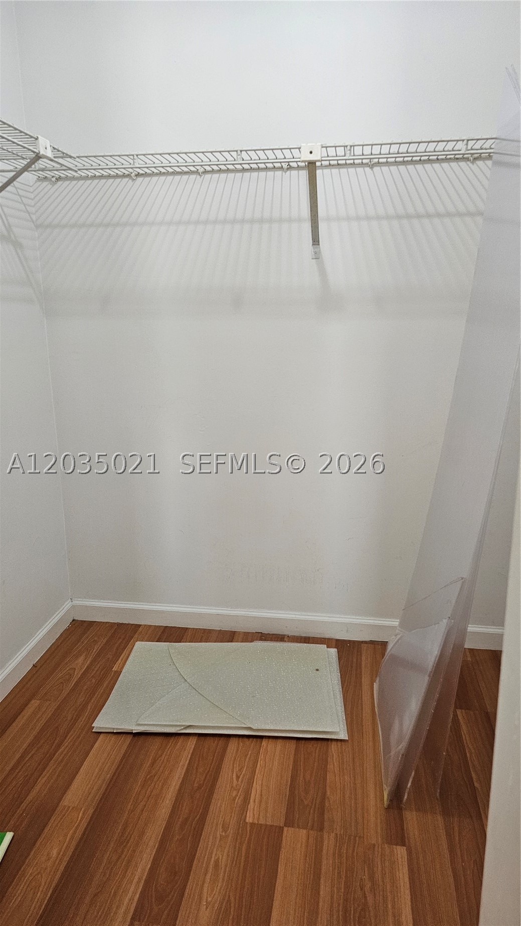 PLAZA OF AMERICAS CONDO P - Residential Lease