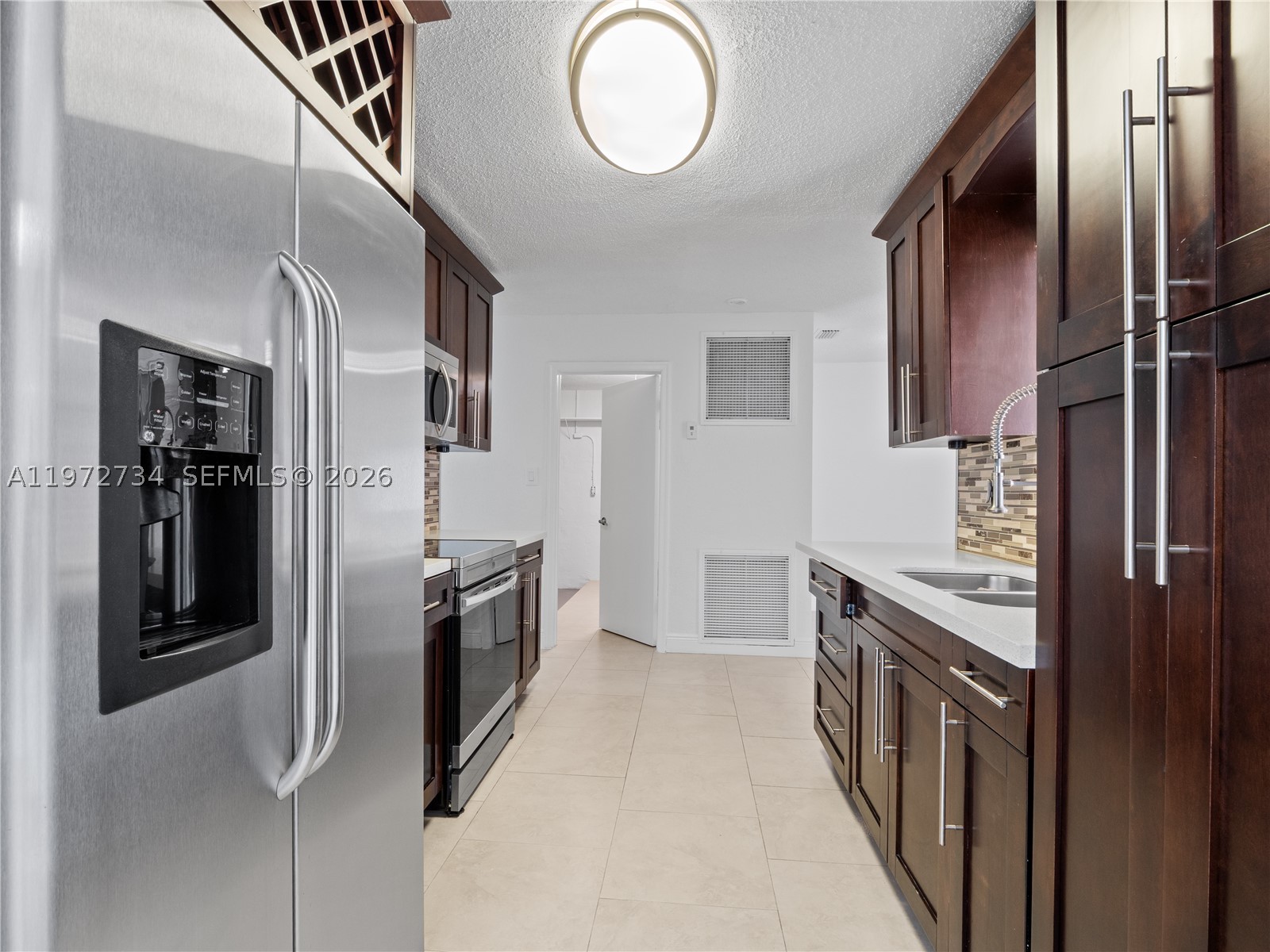 MAINLANDS OF TAMARAC LAKE - Residential