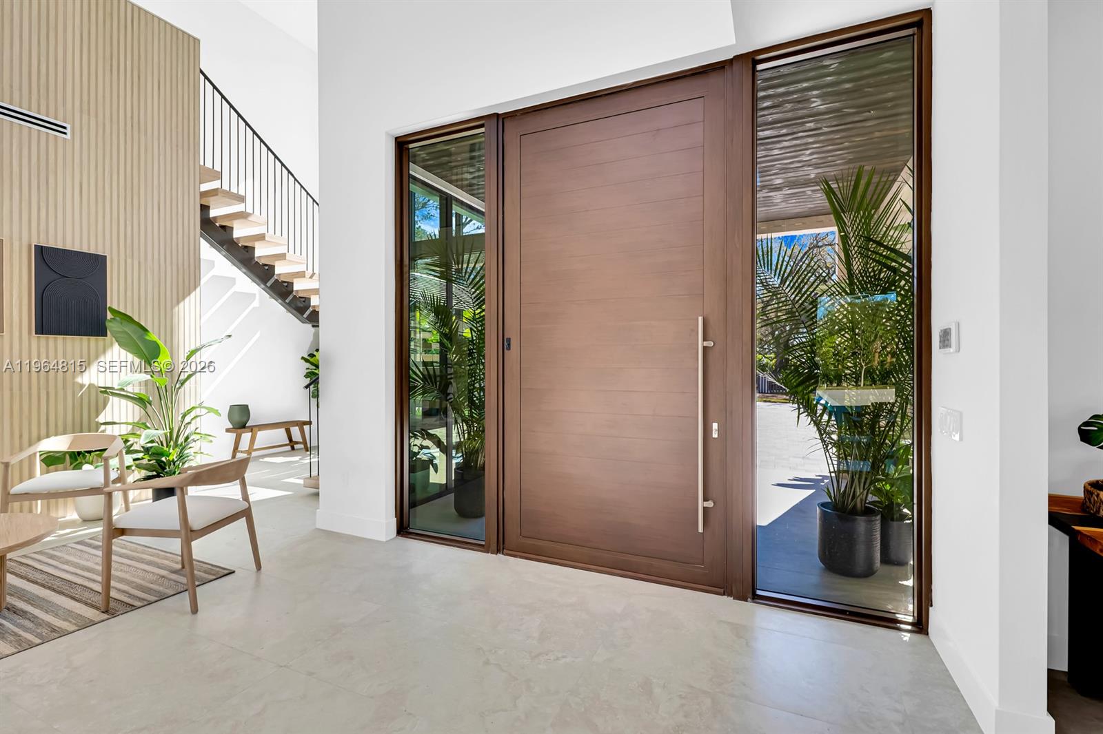 JUNELAND - Residential
