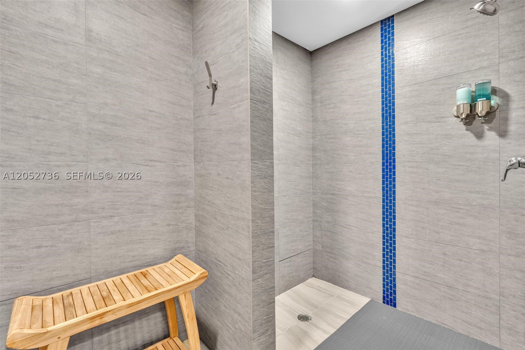 HAMPTONS WEST CONDO - Residential