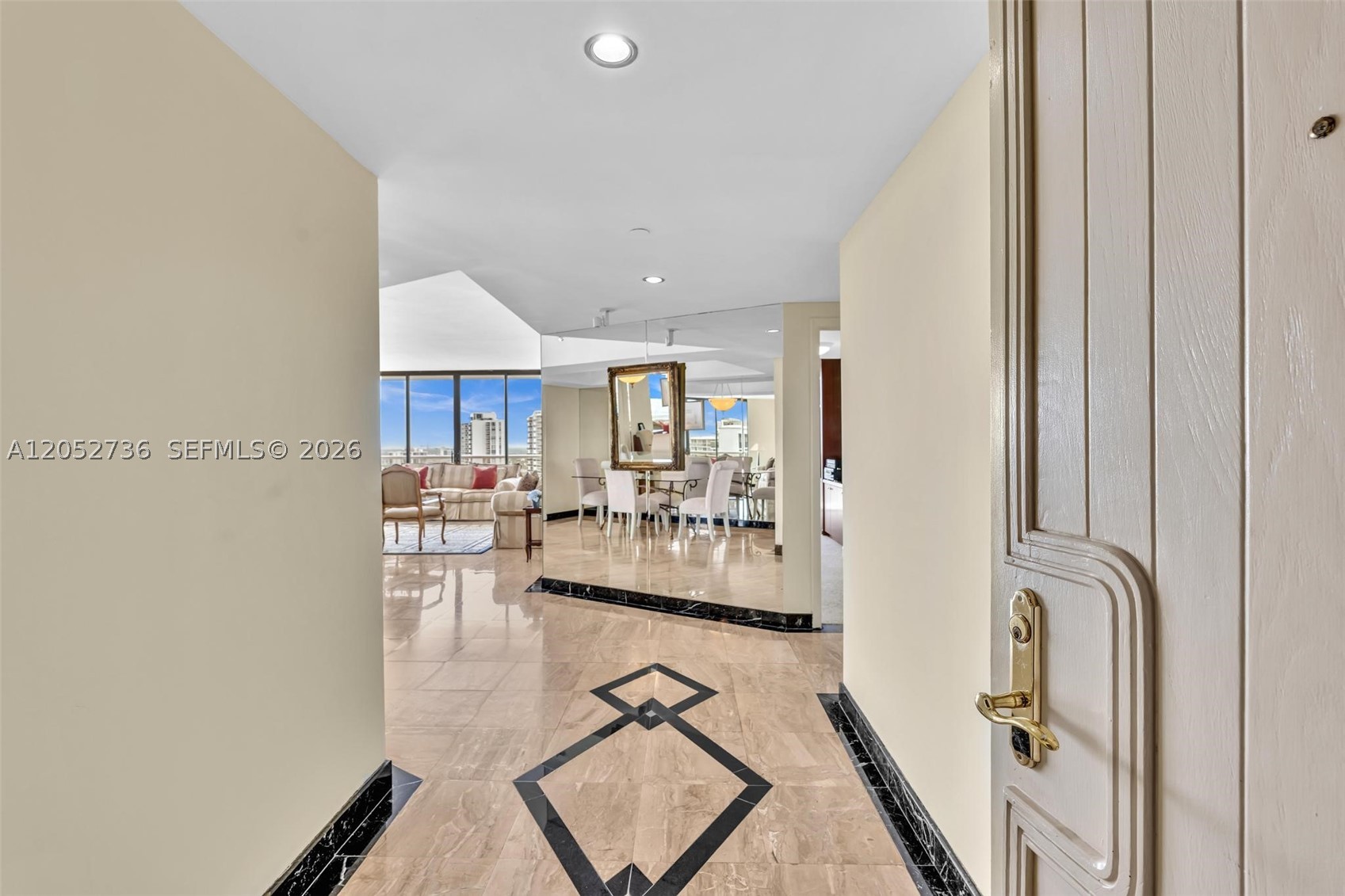 HAMPTONS WEST CONDO - Residential