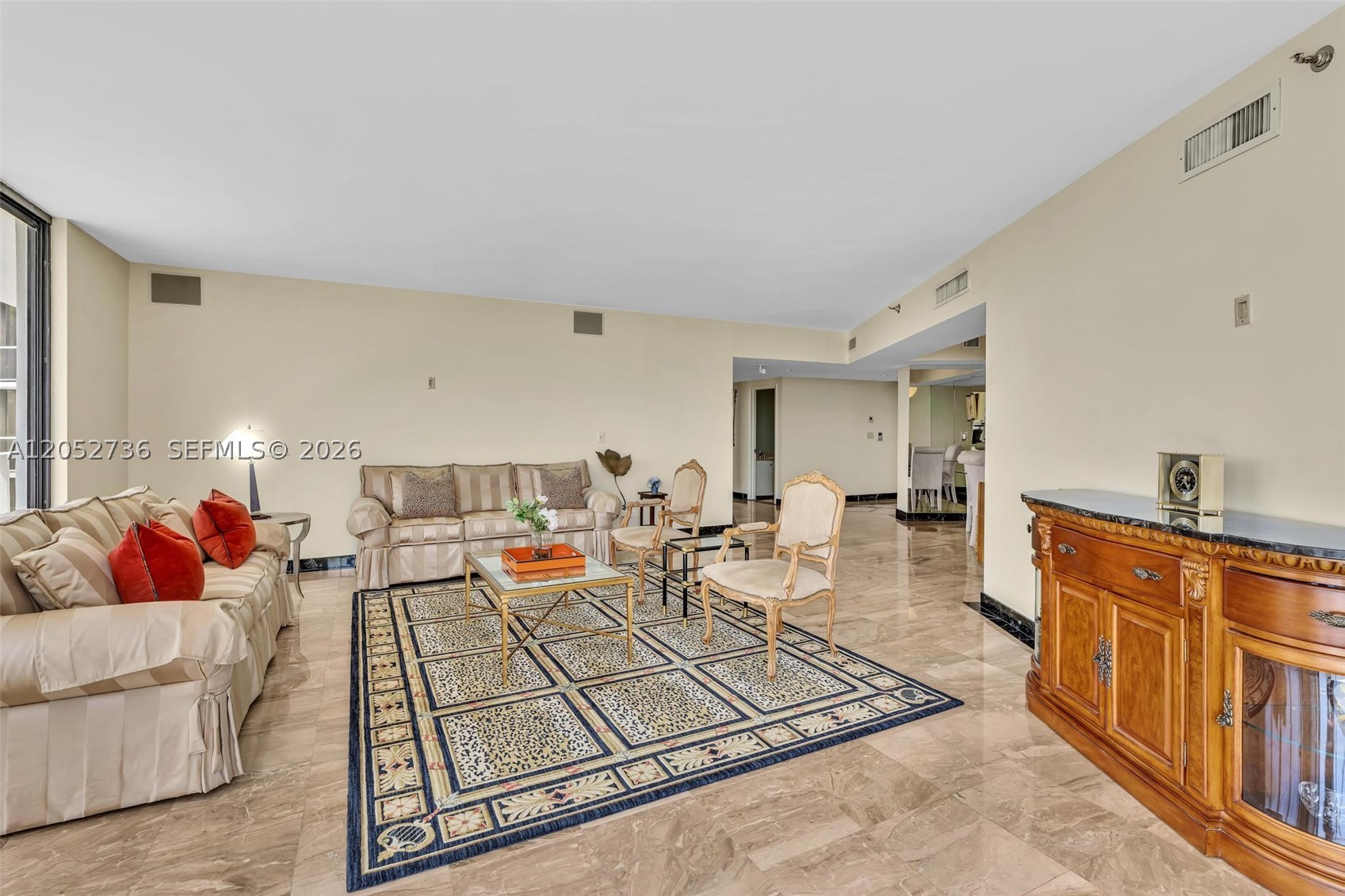 HAMPTONS WEST CONDO - Residential