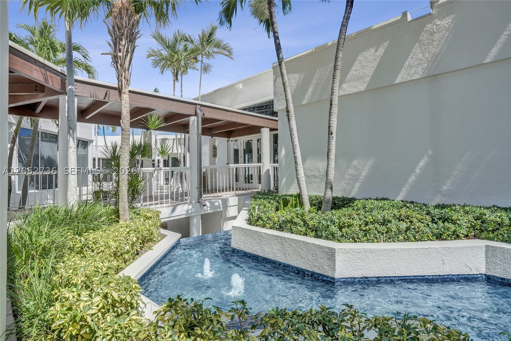HAMPTONS WEST CONDO - Residential