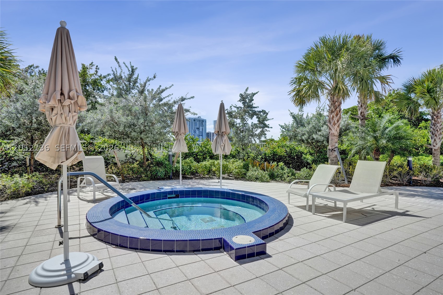 HAMPTONS WEST CONDO - Residential