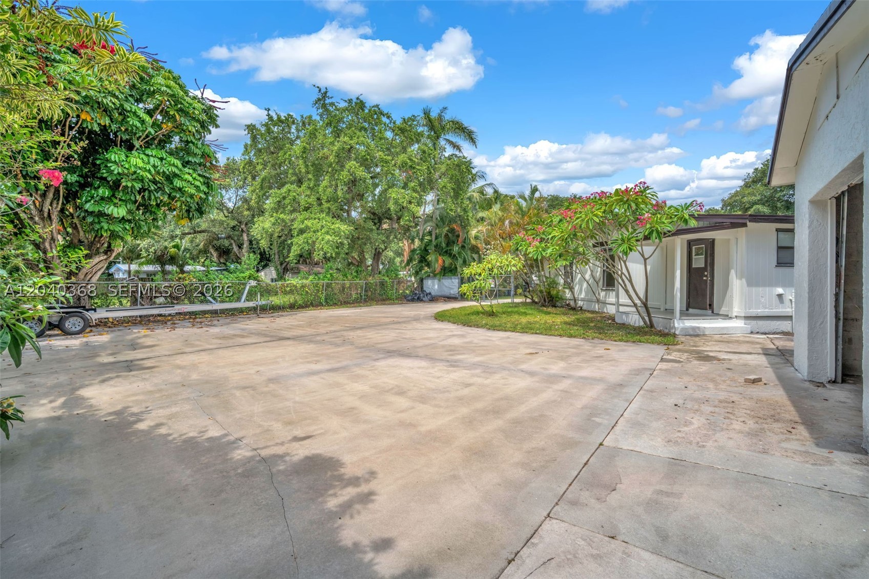 JACARANDA HEIGHTS - Residential