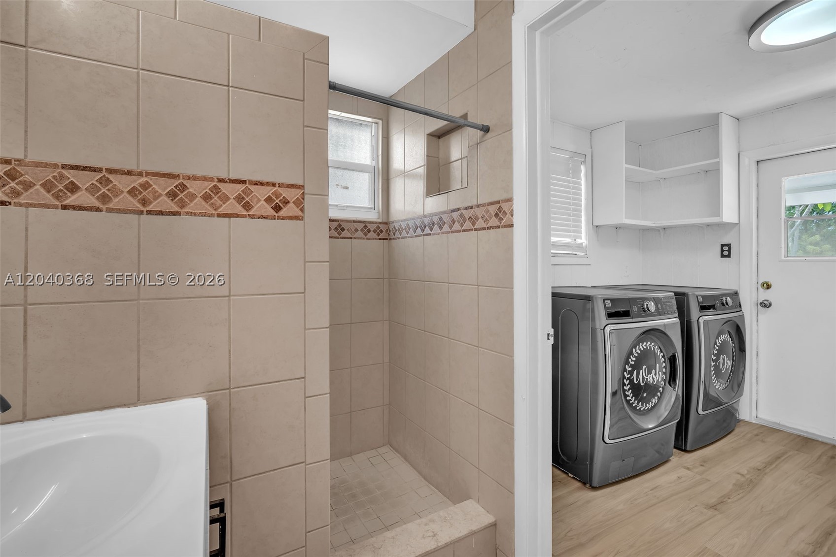 JACARANDA HEIGHTS - Residential
