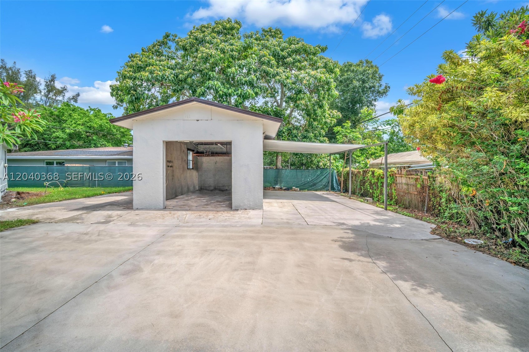JACARANDA HEIGHTS - Residential